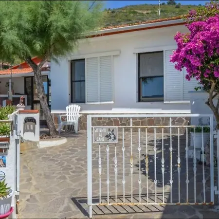 Apartamento Oda Una Terrazza Su Pareti - Goelba Casa Morcone