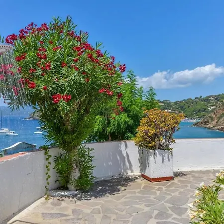 Oda Una Terrazza Su Pareti - Goelba