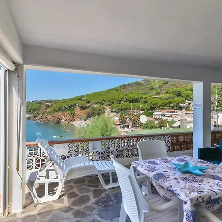 Oda Una Terrazza Su Pareti - Goelba