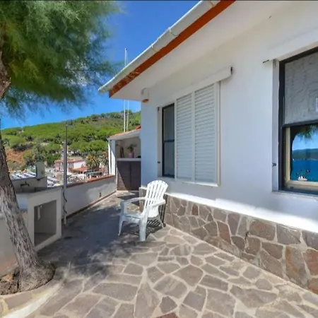 Apartmán Oda Una Terrazza Su Pareti - Goelba Casa Morcone