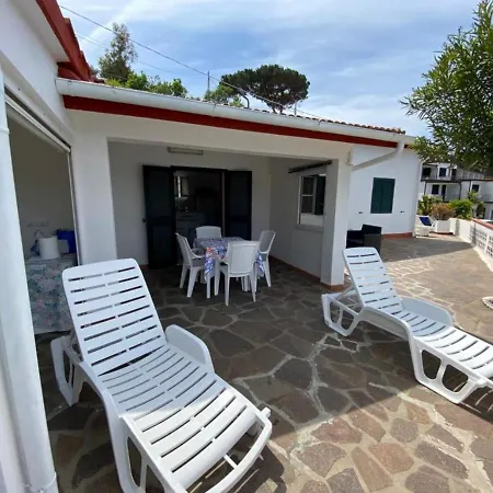 Апартаменты Oda Una Terrazza Su Pareti - Goelba *