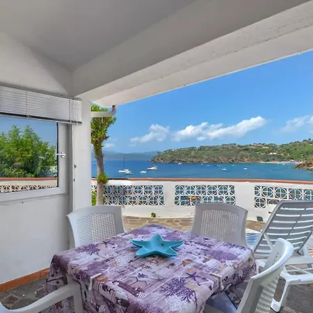 Апартаменты Oda Una Terrazza Su Pareti - Goelba Casa Morcone