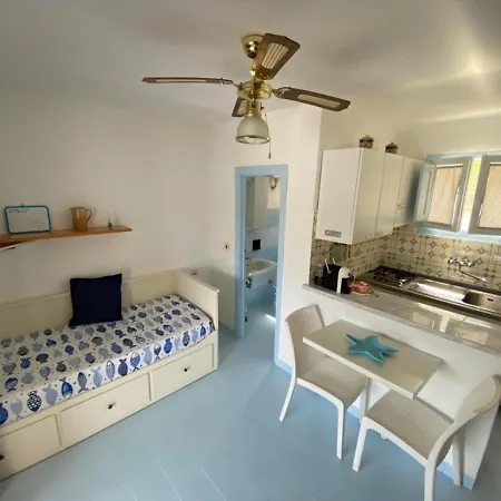 Апартаменты Oda Una Terrazza Su Pareti - Goelba Casa Morcone