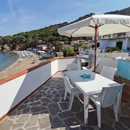 Oda Una Terrazza Su Pareti - Goelba Casa Morcone